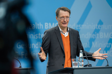 Gespräch von Karl Lauterbach mit den Kommunalen Spitzenverbänden in Berlin