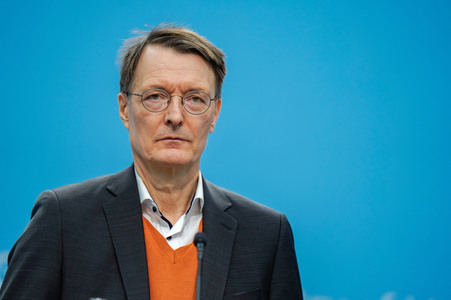 Gespräch von Karl Lauterbach mit den Kommunalen Spitzenverbänden in Berlin