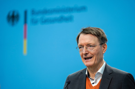 Gespräch von Karl Lauterbach mit den Kommunalen Spitzenverbänden in Berlin