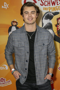 Filmpremiere 'Die Chaosschwestern und Pinguin Paul' in München