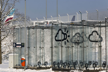 Winterdienst auf dem Flughafen Köln/Bonn