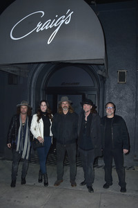 Celebrities besuchen das Restaurant Craig's in West Hollywood