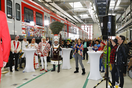 Präsentation der Karnevals S-Bahn für die Session 2024 in Köln