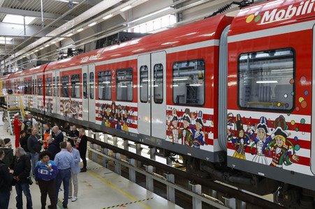 Präsentation der Karnevals S-Bahn für die Session 2024 in Köln