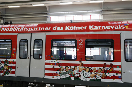 Präsentation der Karnevals S-Bahn für die Session 2024 in Köln
