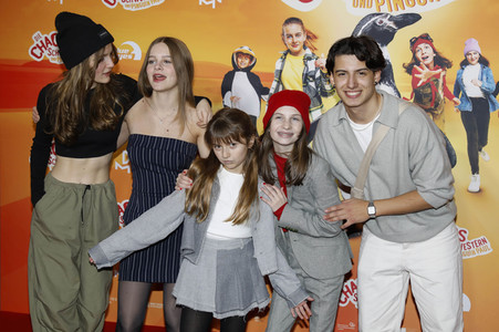 Filmpremiere 'Die Chaosschwestern und Pinguin Paul' in Köln