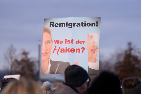 Demonstration gegen Rechtsextremismus in Berlin