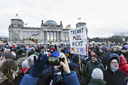 Demonstration gegen Rechtsextremismus in Berlin
