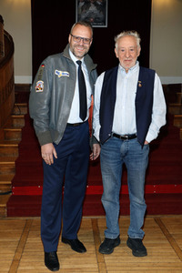 Fototermin Scheckübergabe mit Dieter Hallervorden in Berlin