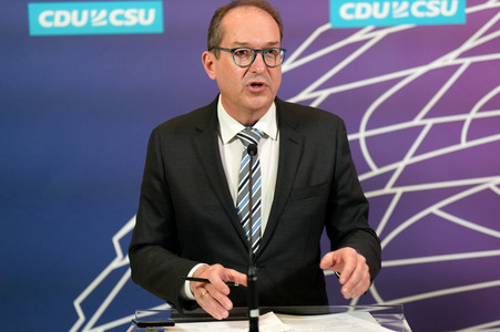 Fraktionssitzung der CDU/CSU-Bundestagsfraktion in Berlin