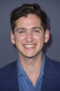 Season 12 Premiere 'Lass es, Larry!' in Los Angeles