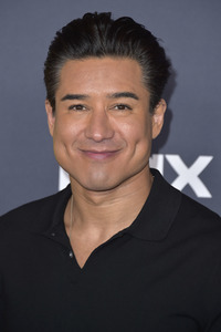 Season 12 Premiere 'Lass es, Larry!' in Los Angeles