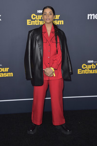Season 12 Premiere 'Lass es, Larry!' in Los Angeles