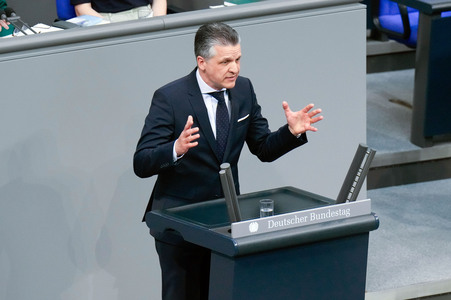 152. Sitzung des Deutschen Bundestages in Berlin