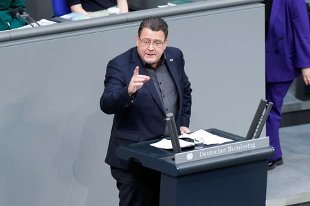 152. Sitzung des Deutschen Bundestages in Berlin