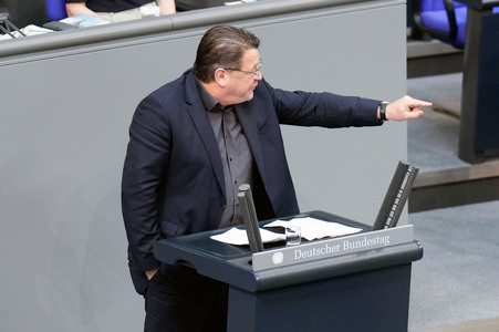 152. Sitzung des Deutschen Bundestages in Berlin