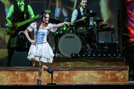 Tanzshow 'Cornamusa - World of Pipe Rock and Irish Dance' in Erf