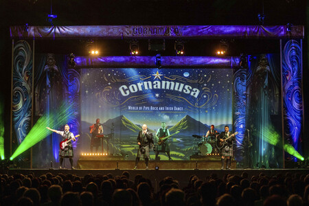 Tanzshow 'Cornamusa - World of Pipe Rock and Irish Dance' in Erf