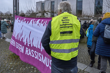 Bunt statt Braun-Demonstration in Hannover