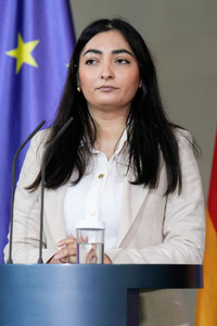 Pressestatement von Olaf Scholz und Reem Alabali-Radovan in Berlin