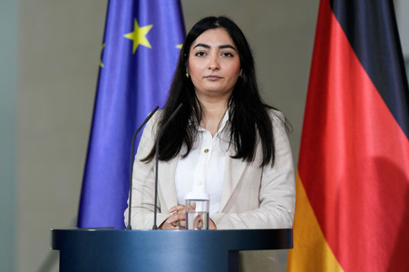 Pressestatement von Olaf Scholz und Reem Alabali-Radovan in Berlin