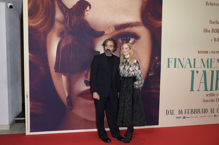 Filmpremiere 'Finalmente l'Alba' in Rom