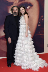 Filmpremiere 'Finalmente l'Alba' in Rom