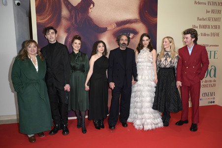 Filmpremiere 'Finalmente l'Alba' in Rom