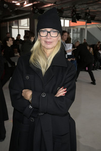 Dzhus Fashion Show auf der Berlin Fashion Week A/W 2024