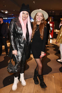 Dr. Sindsen Fashion Show auf der Berlin Fashion Week A/W 2024