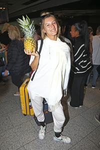 Rückkehr aus dem Dschungel-Camp 2024 auf dem Flughafen Frankfurt am Main