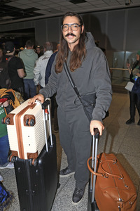 Rückkehr aus dem Dschungel-Camp 2024 auf dem Flughafen Frankfurt am Main