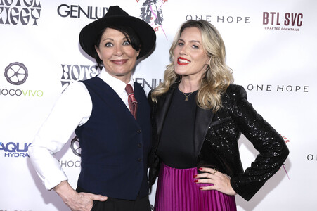 Comedy-Show für Breast Cancer Bandit in Los Angeles