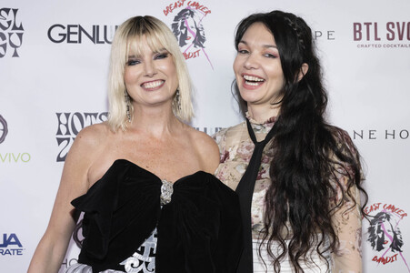 Comedy-Show für Breast Cancer Bandit in Los Angeles