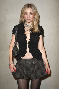 Rebekka Ruetz Fashion Show auf der Berlin Fashion Week A/W 2024