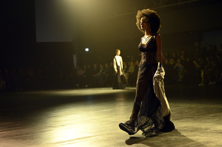Rebekka Ruetz Fashion Show auf der Berlin Fashion Week A/W 2024
