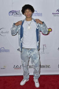 Flawed & Fabulous Event in Costa Mesa