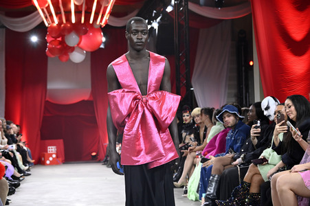 Marina Hoermanseder Fashion Show auf der Berlin Fashion Week A/W 2024