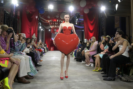 Marina Hoermanseder Fashion Show auf der Berlin Fashion Week A/W 2024