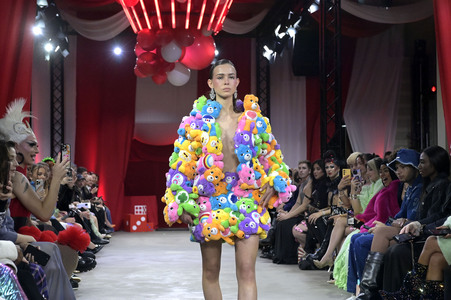 Marina Hoermanseder Fashion Show auf der Berlin Fashion Week A/W 2024