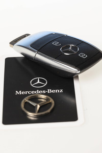 Symbolfoto Mercedes