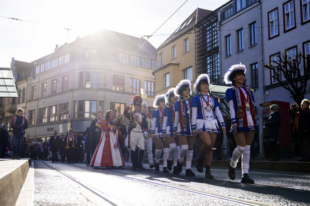 Sturm Karnevalisten auf das Rathaus in Erfurt