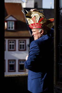 Sturm Karnevalisten auf das Rathaus in Erfurt