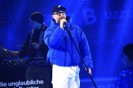 TV Show 'American Ice Football' in Mannheim