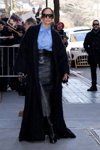 Jennifer Lopez  in der Talkshow 'The View' in New York