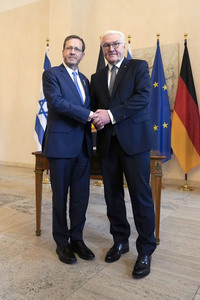 Empfang von Isaac Herzog im Schloss Bellevue in Berlin