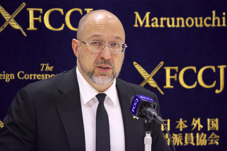 Pressekonferenz mit Denys Shmyhal in Tokio