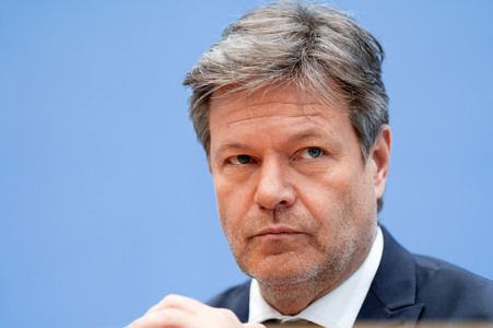 Bundespressekonferenz zur Vorstellung des Jahreswirtschaftsberichts 2024 in Berlin