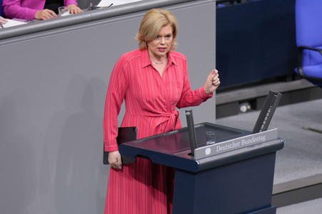 154. Sitzung des Deutschen Bundestages in Berlin