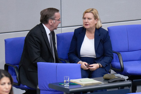 154. Sitzung des Deutschen Bundestages in Berlin